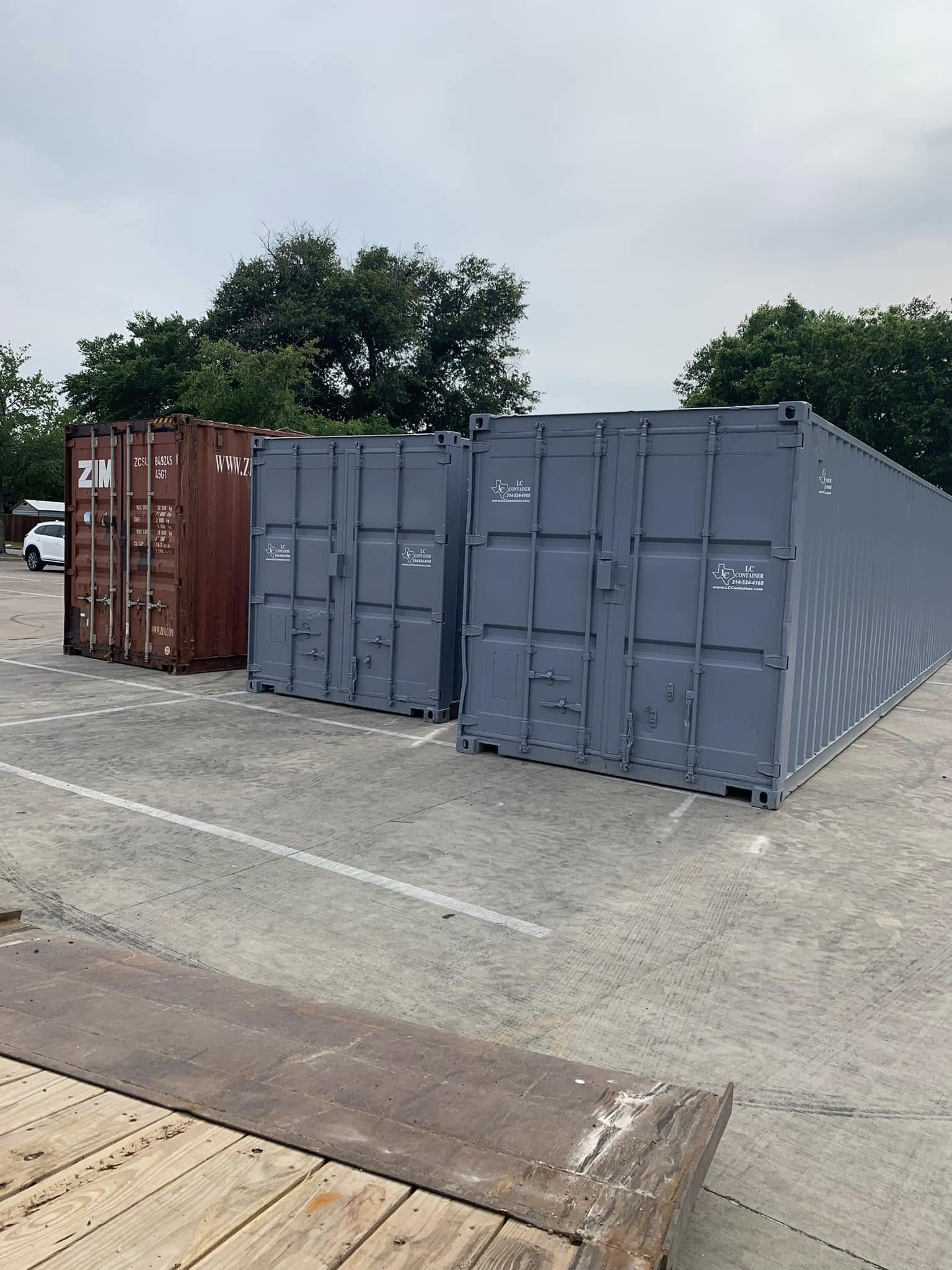 Shipping container photo from the LC Container yard in Hutchins, Texas