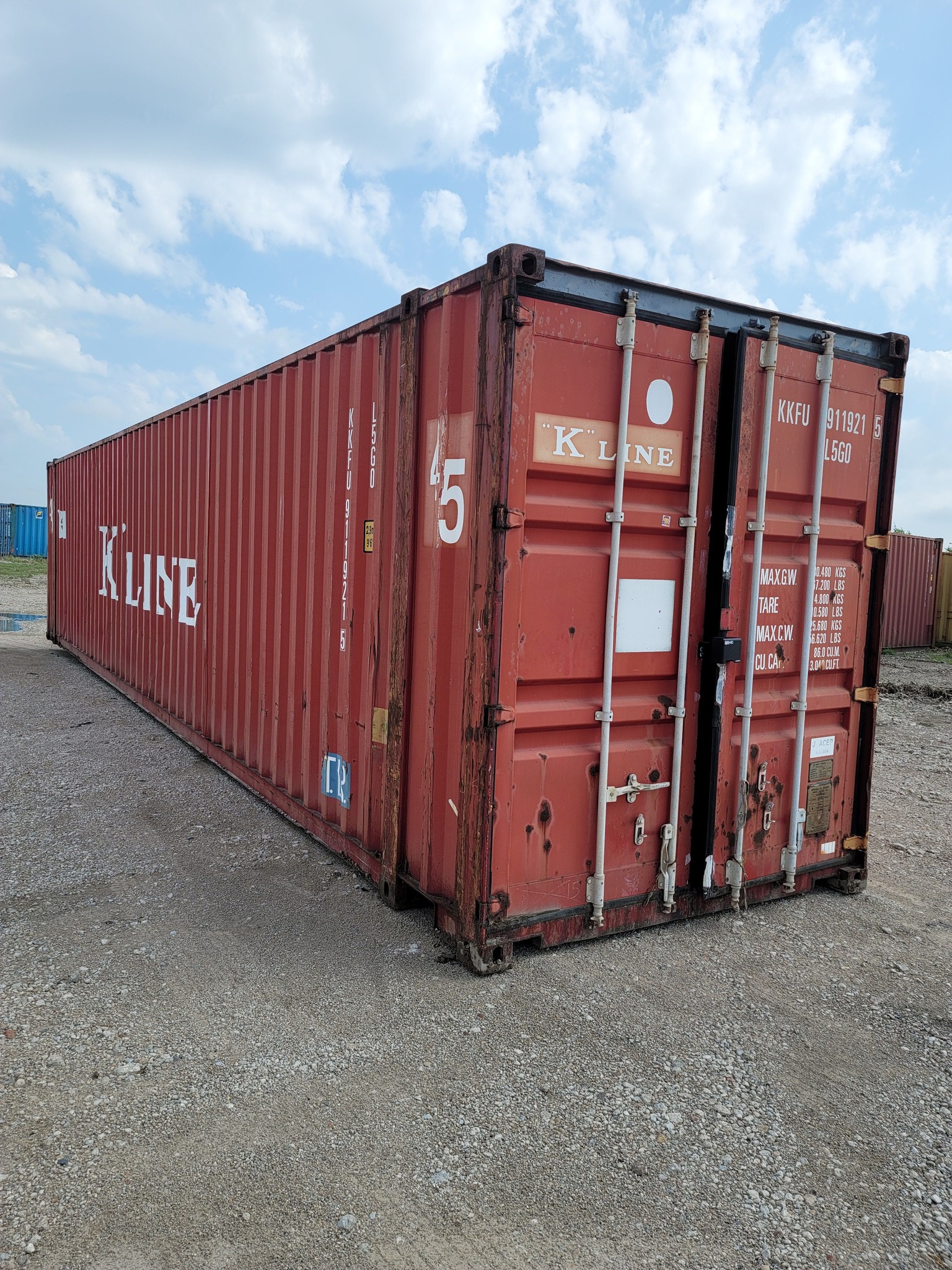 Shipping container photo from the LC Container yard in Hutchins, Texas