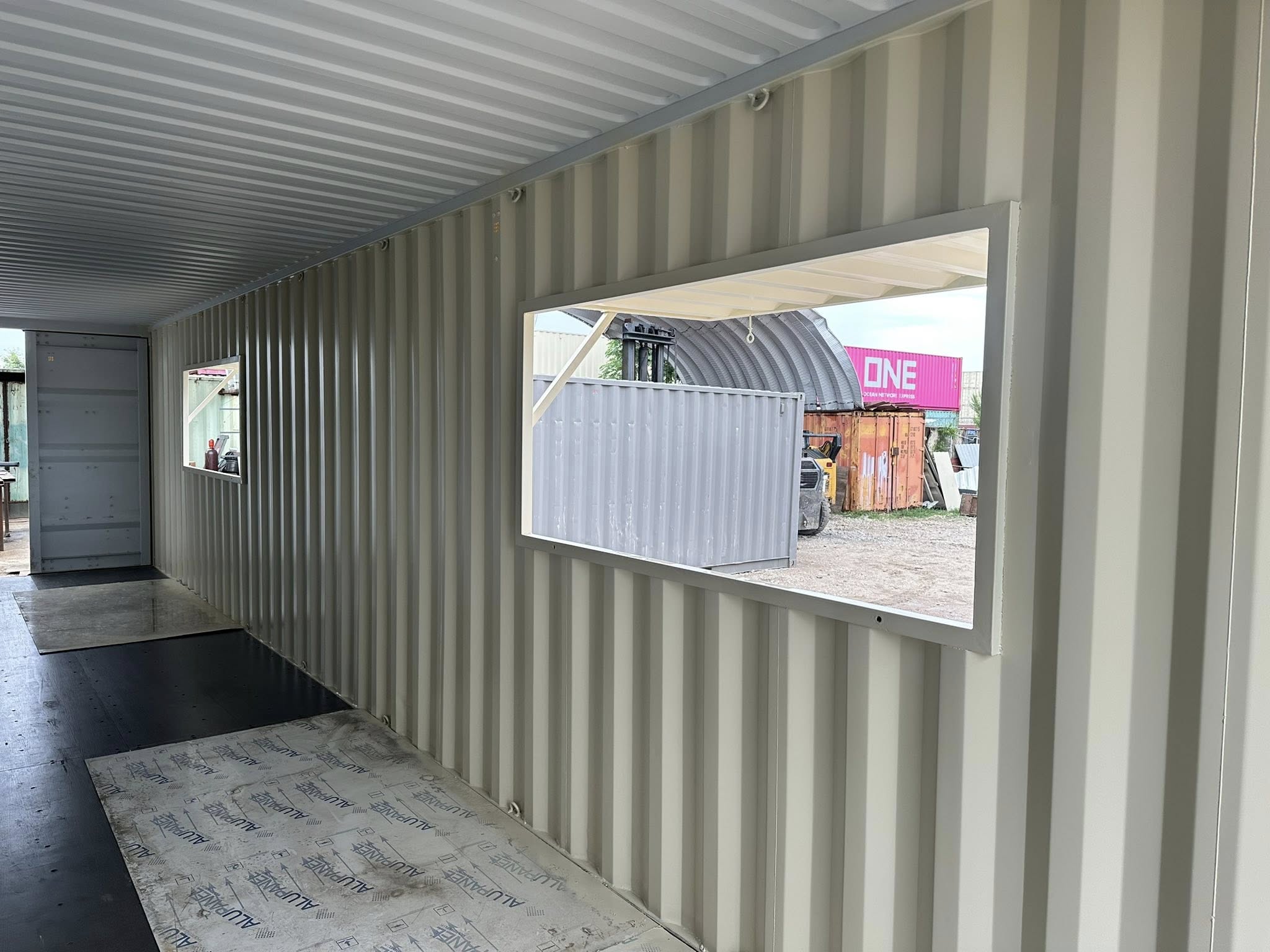 Shipping container photo from the LC Container yard in Hutchins, Texas